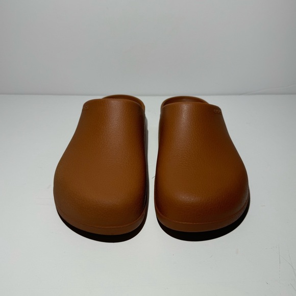 CROCS Dylan Clogs Slip On Slides Size Men’s 9 Women’s 11 Brown Shoes Sandals - Picture 6 of 9